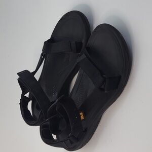 Teva Hurricane Sandals Size 11 - Rugged Outdoor Footwear